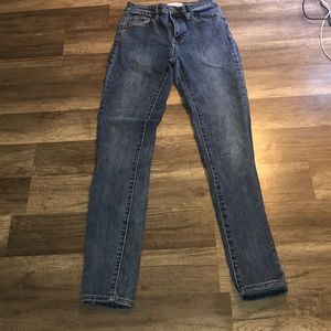 Skinny jeans